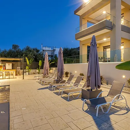 Chris With Private Ecologic Pool And Kid's Playground! Apartment Chania (Crete)