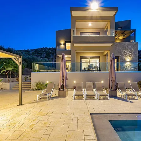 Chris With Private Ecologic Pool And Kid's Playground! Apartment Chania (Crete)
